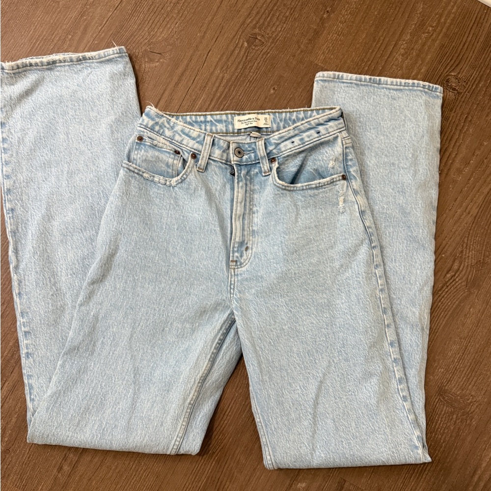 Abercrombie & Fitch Light Wash Straight Leg Jeans